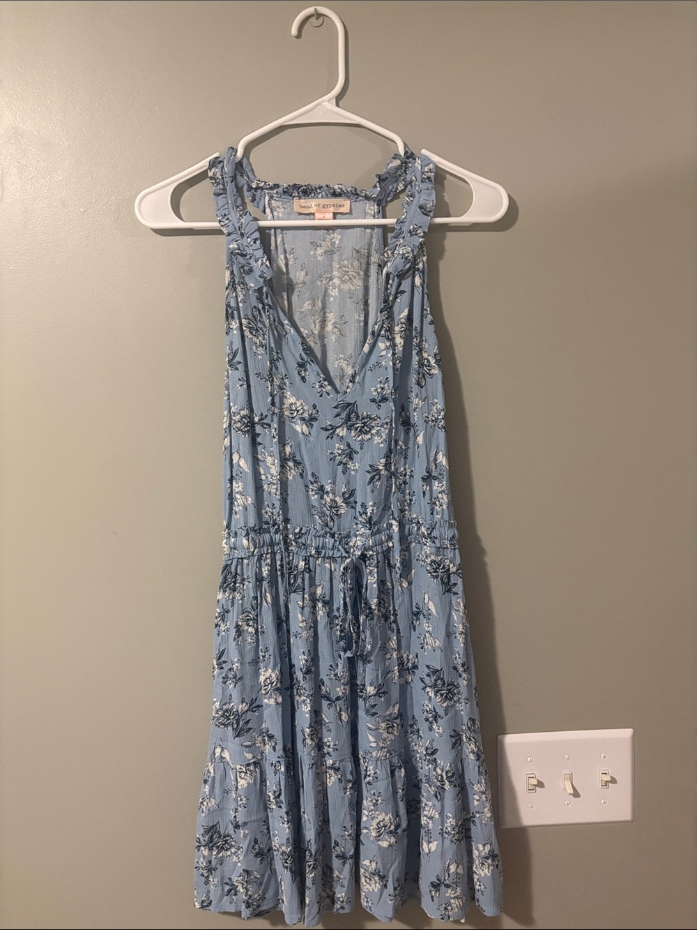 Band of Gypsies Sky Blue Floral V-Neck Mini Dress
